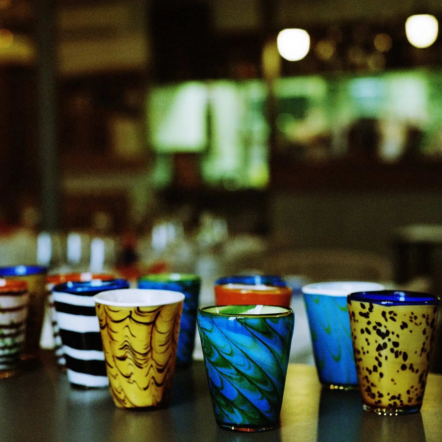 Hand-Blown Italian Glass Tumbler – Amber Shell Swirl