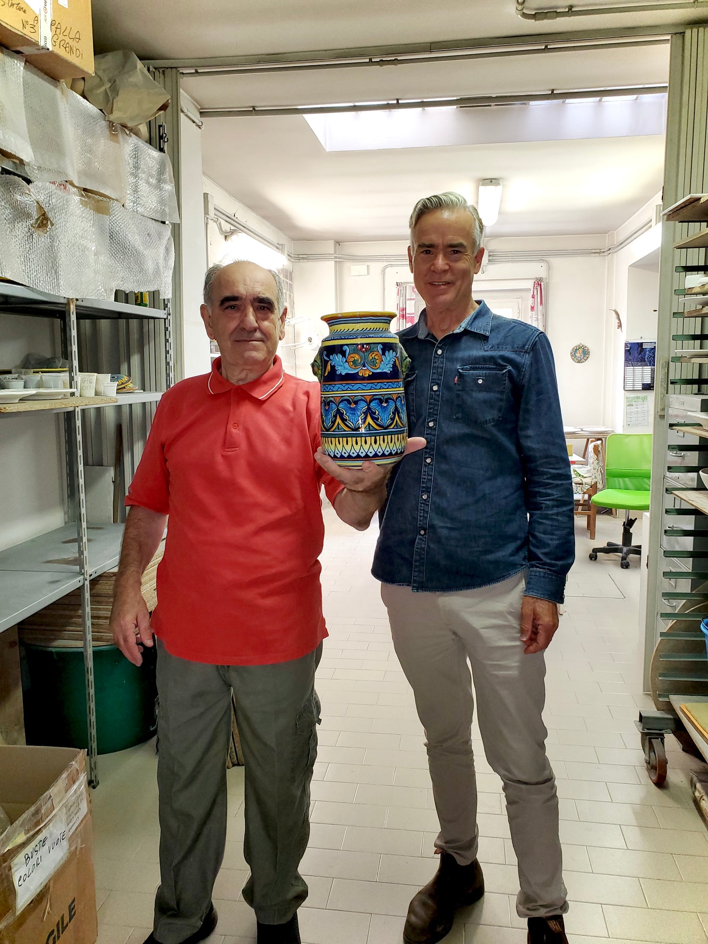 Eugenio Simplified Dinnerware, ES04, ceramics, pottery, italian design, majolica, handmade, handcrafted, handpainted, home decor, kitchen art, home goods, deruta, majolica, Artisan, treasures, traditional art, modern art, gift ideas, style, SF, shop small business, artists, shop online, landmark store, legacy, one of a kind, limited edition, gift guide, gift shop, retail shop, decorations, shopping, italy, home staging, home decorating, home interiors