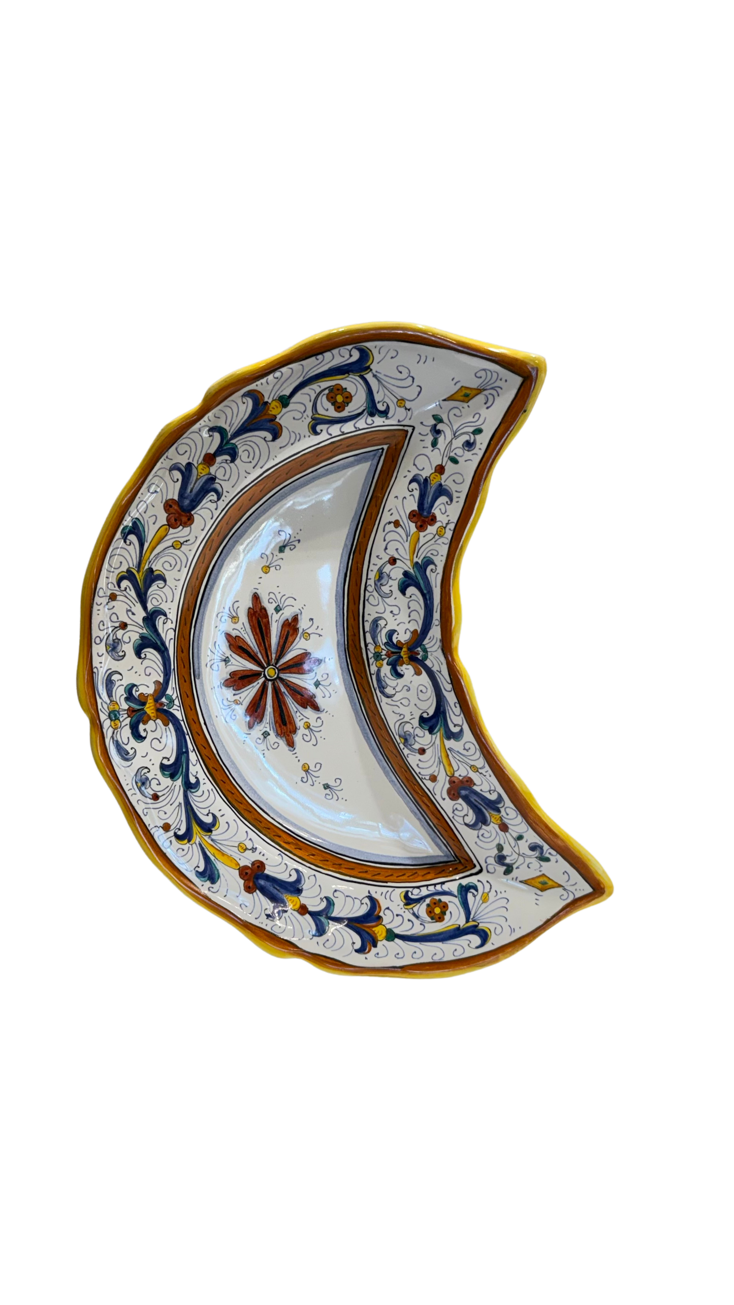 VINTAGE AND COLLECTIBLES Ricco Deruta Half-Moon Plate — CAMA Ceramiche