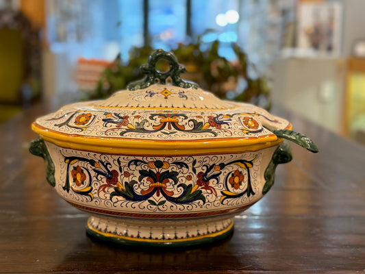 Ricco Deruta: Soup Tureen