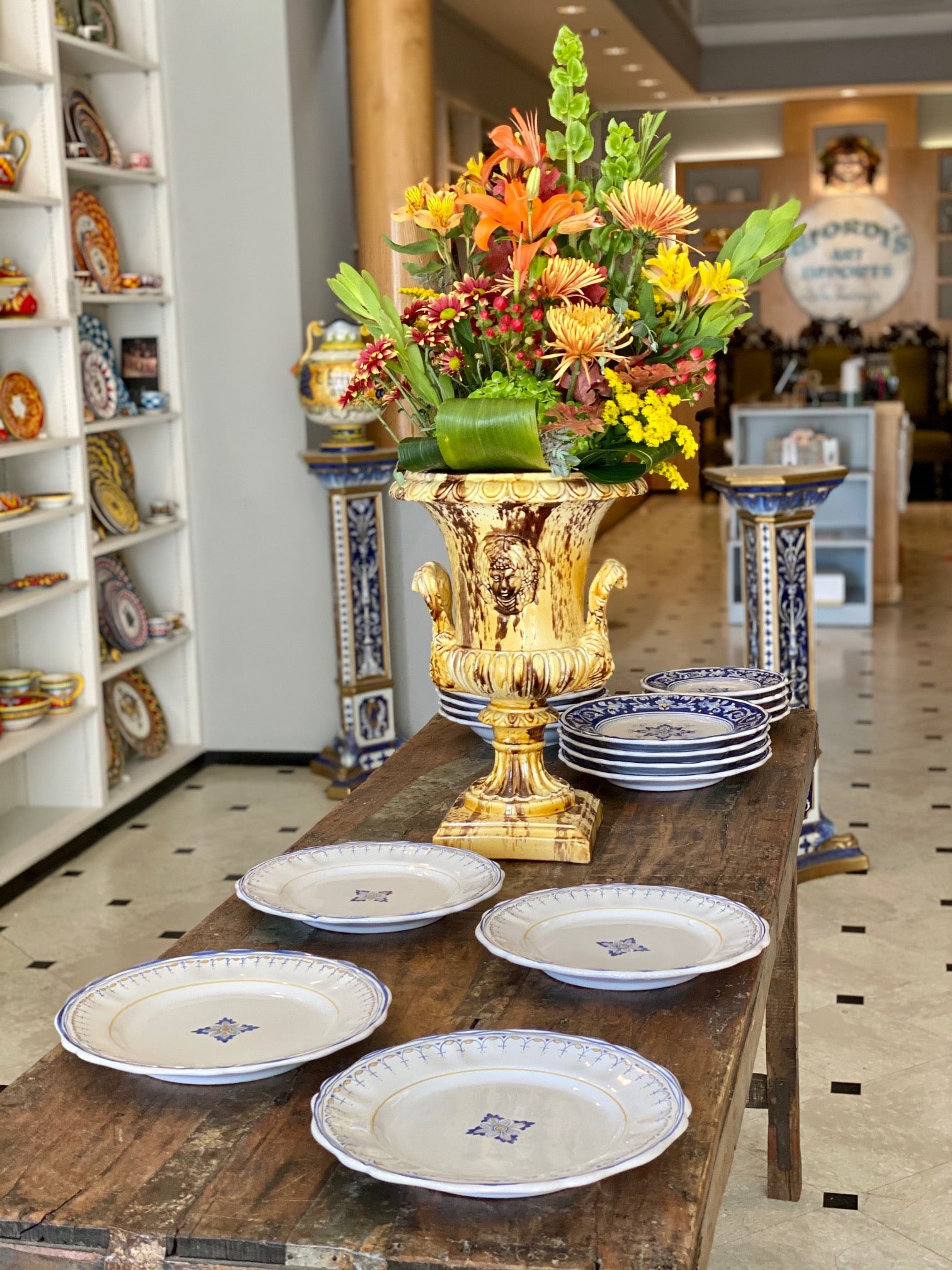 Antico Deruta Dinner Plate, Simplified - Set of 4, ceramics, pottery, italian design, majolica, handmade, handcrafted, handpainted, home decor, kitchen art, home goods, deruta, majolica, Artisan, treasures, traditional art, modern art, gift ideas, style, SF, shop small business, artists, shop online, landmark store, legacy, one of a kind, limited edition, gift guide, gift shop, retail shop, decorations, shopping, italy, home staging, home decorating, home interiors