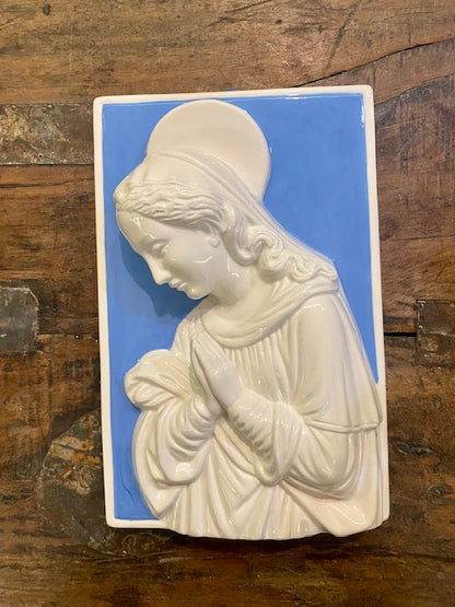 Della Robbia: Madonna Praying - 11" x 7"