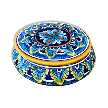 Collectible  Majolica Jewelry Box B-61, Large, ceramics, pottery, italian design, majolica, handmade, handcrafted, handpainted, home decor, kitchen art, home goods, deruta, majolica, Artisan, treasures, traditional art, modern art, gift ideas, style, SF, shop small business, artists, shop online, landmark store, legacy, one of a kind, limited edition, gift guide, gift shop, retail shop, decorations, shopping, italy, home staging, home decorating, home interiors